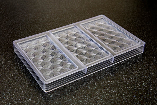 CW2448 - Chocolate World - Facet 80 g Tablet Polycarbonate Mould