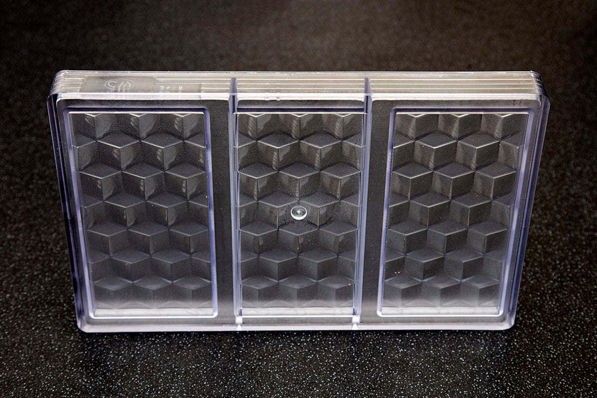 CW2448 - Chocolate World - Facet 80 g Tablet Polycarbonate Mould