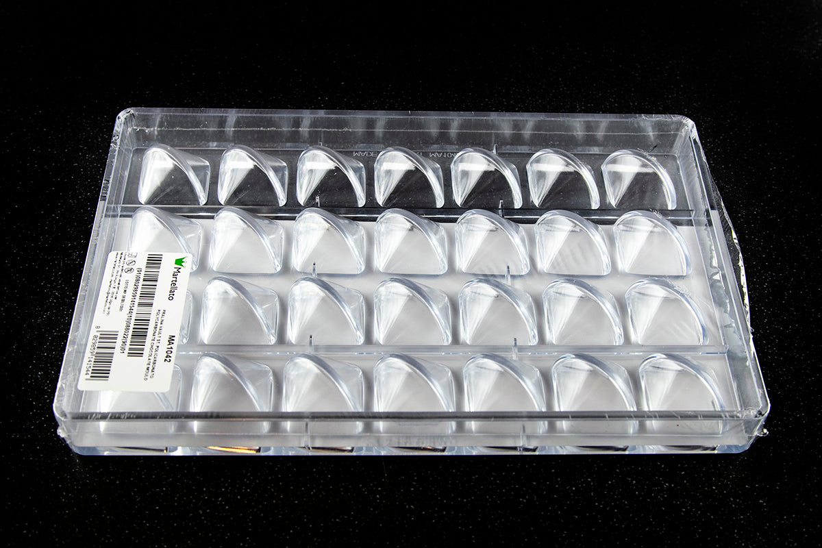 MA1986 - Martellato - Rounded Square With Dimple Polycarbonate Mould