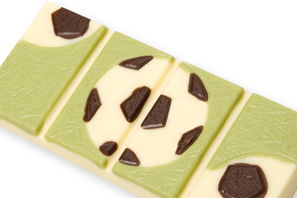 CW1620 - Chocolate World - Tablet Football Polycarbonate Mould - Image 4